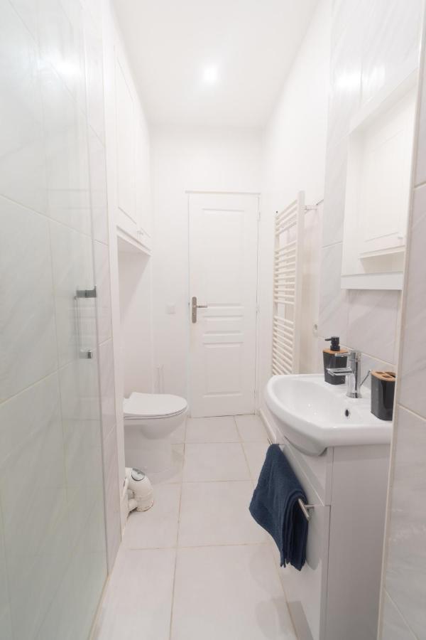 L'Emeraude, Proche Gare De Melun Appartement Buitenkant foto